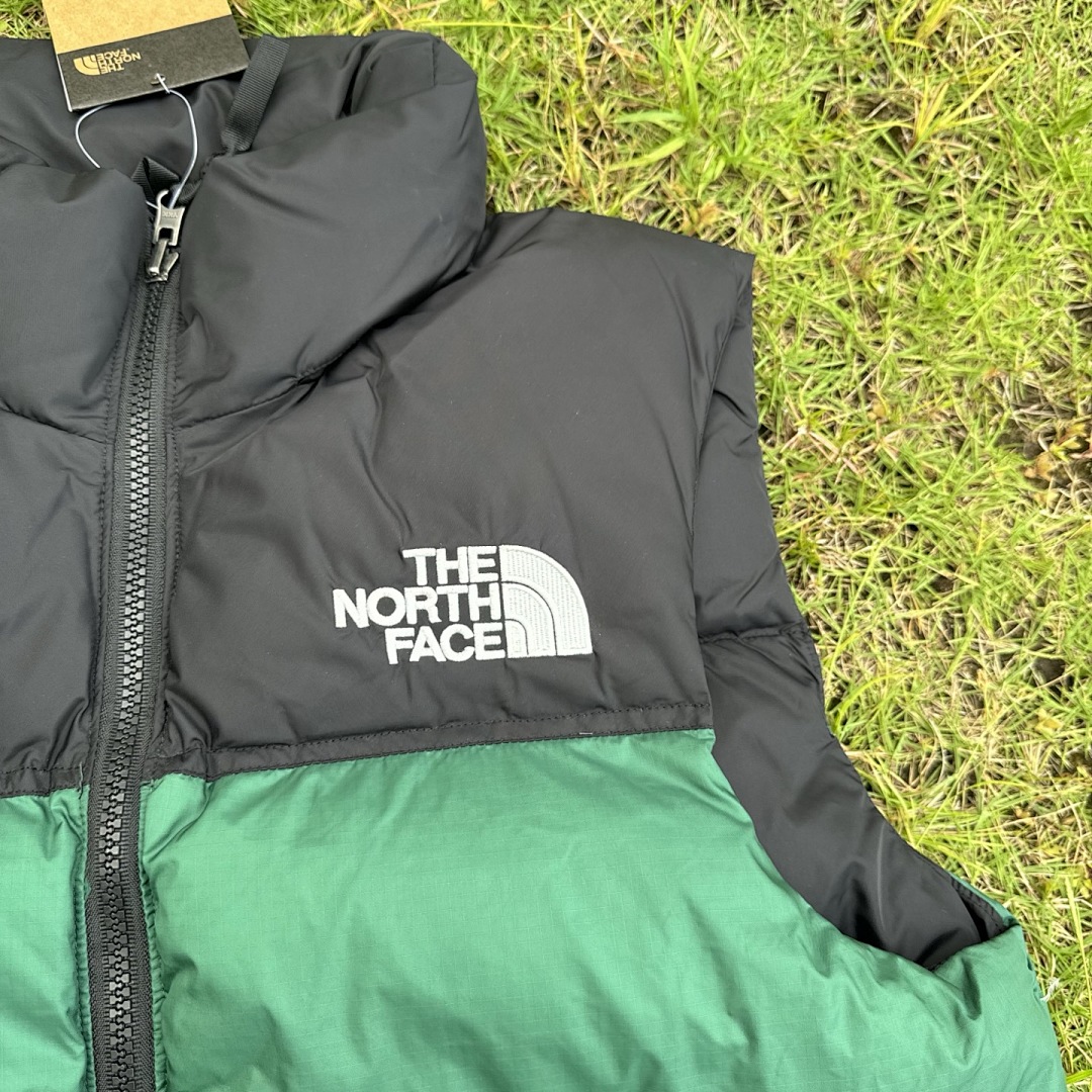 The North Face TNF 1996 Retro Nuptse Vest - Image 55