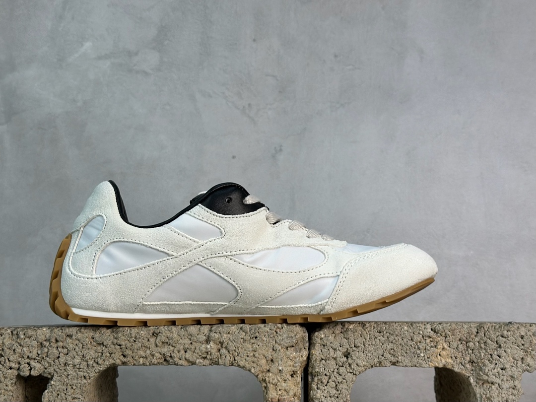 Bottega Veneta Orbit Surf Vapor 9166 - Image 8