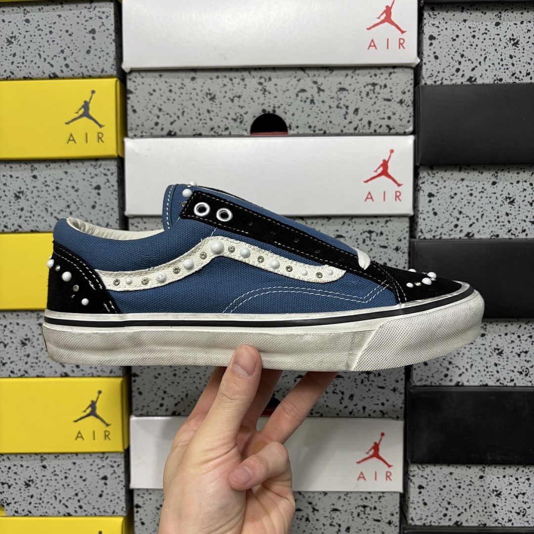 Vans LX Old Skool 36 Pearlized Pack Black Navy VN000E8VYA6 Bead Stud - Image 4