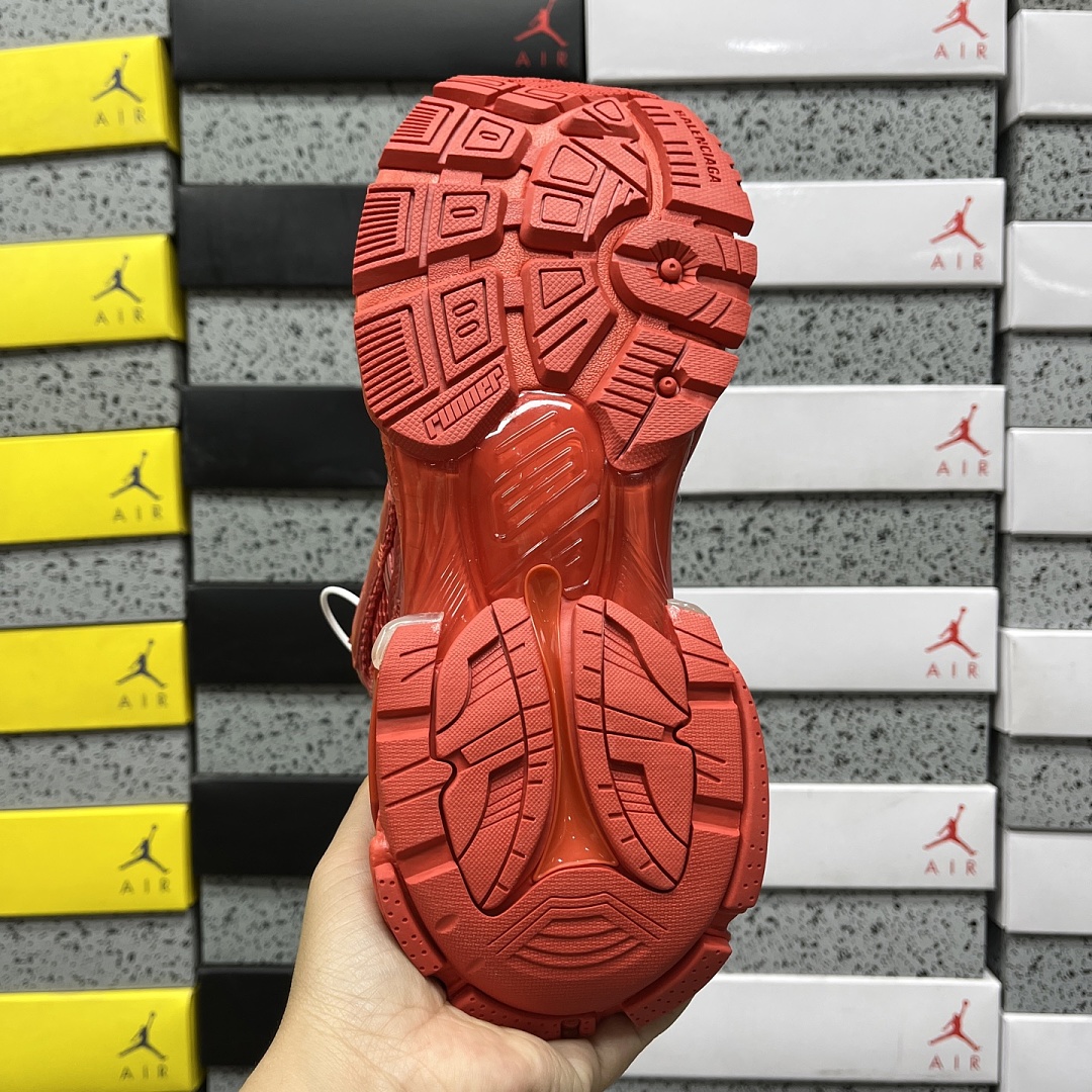 Balenciaga BLCG Runner - Image 9