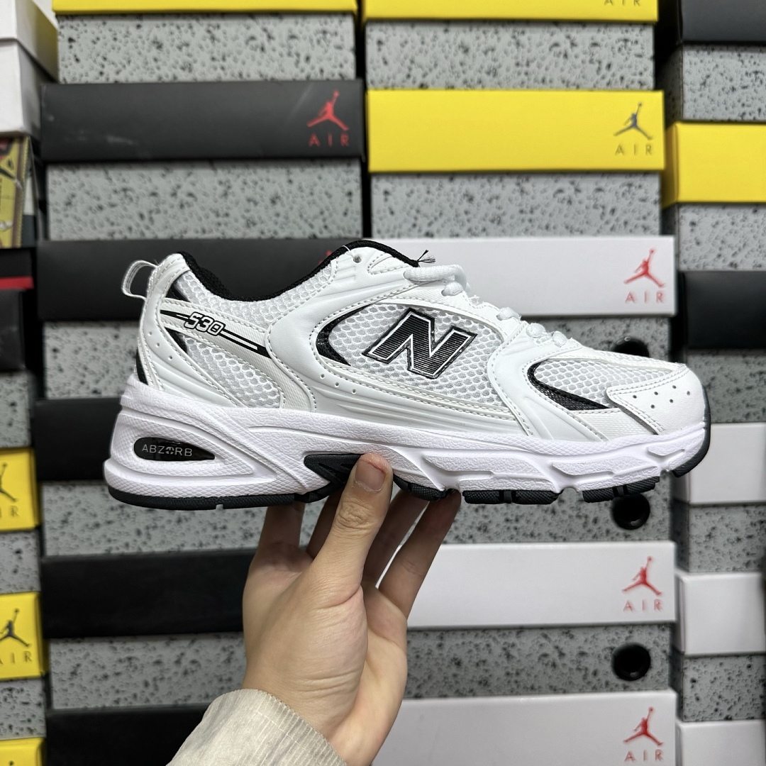New Balance 530 White Black Details - Image 9