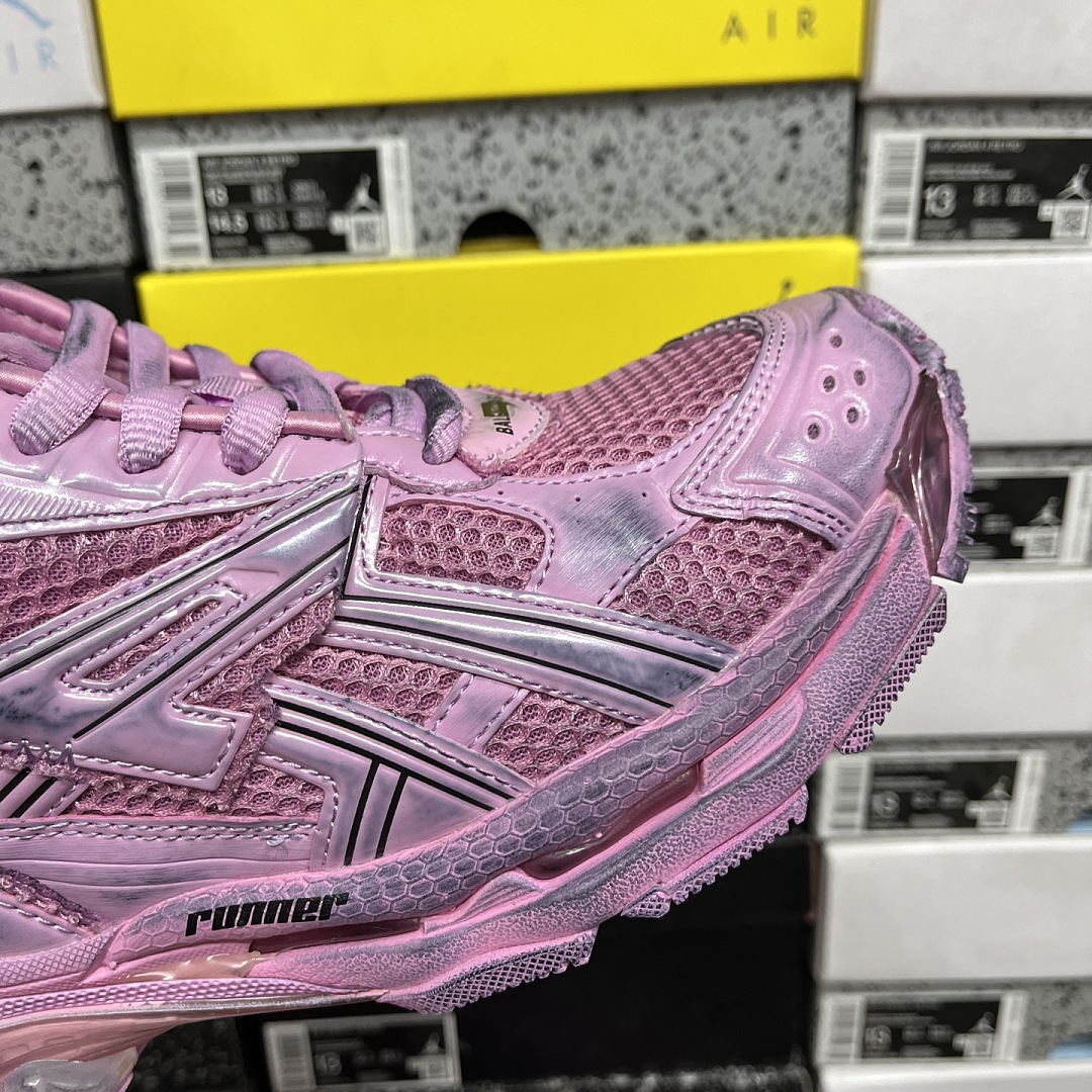 Balenciaga BLCG Runner 7.0 - Image 4