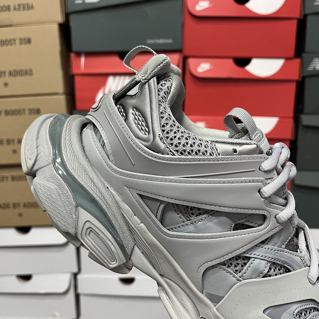 Balenciaga BLCG Track - Image 4