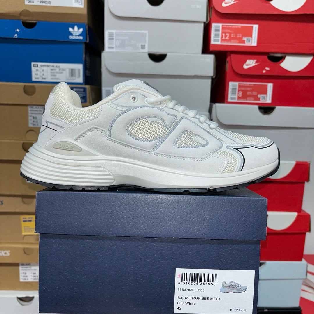 Dior B30
