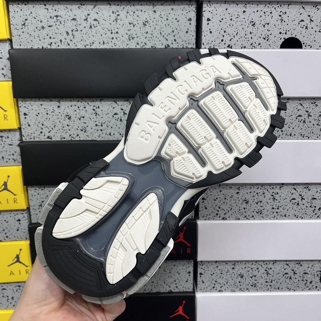 Balenciaga Track - Image 2