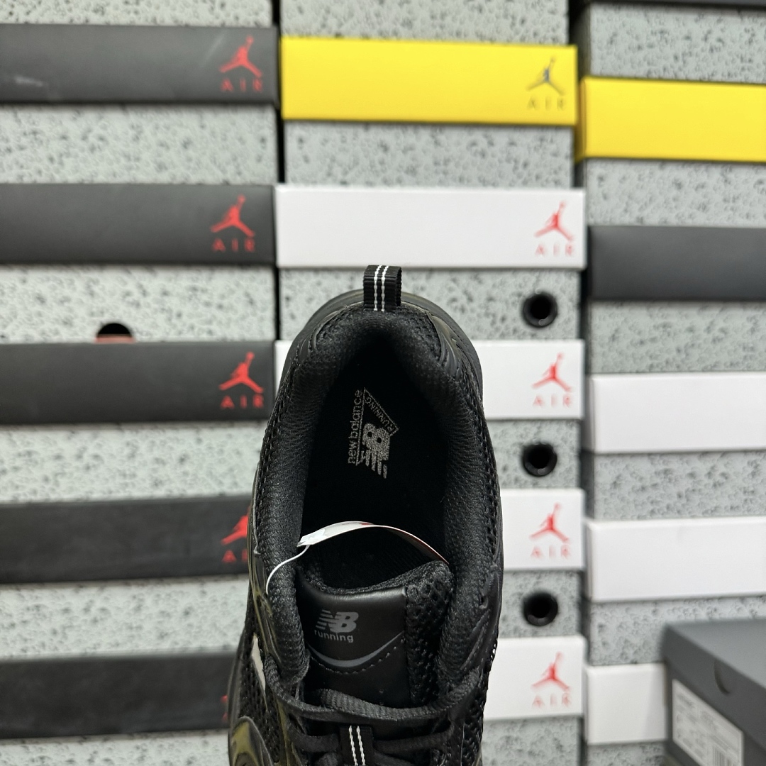 New Balance 530 (Black) - Image 9