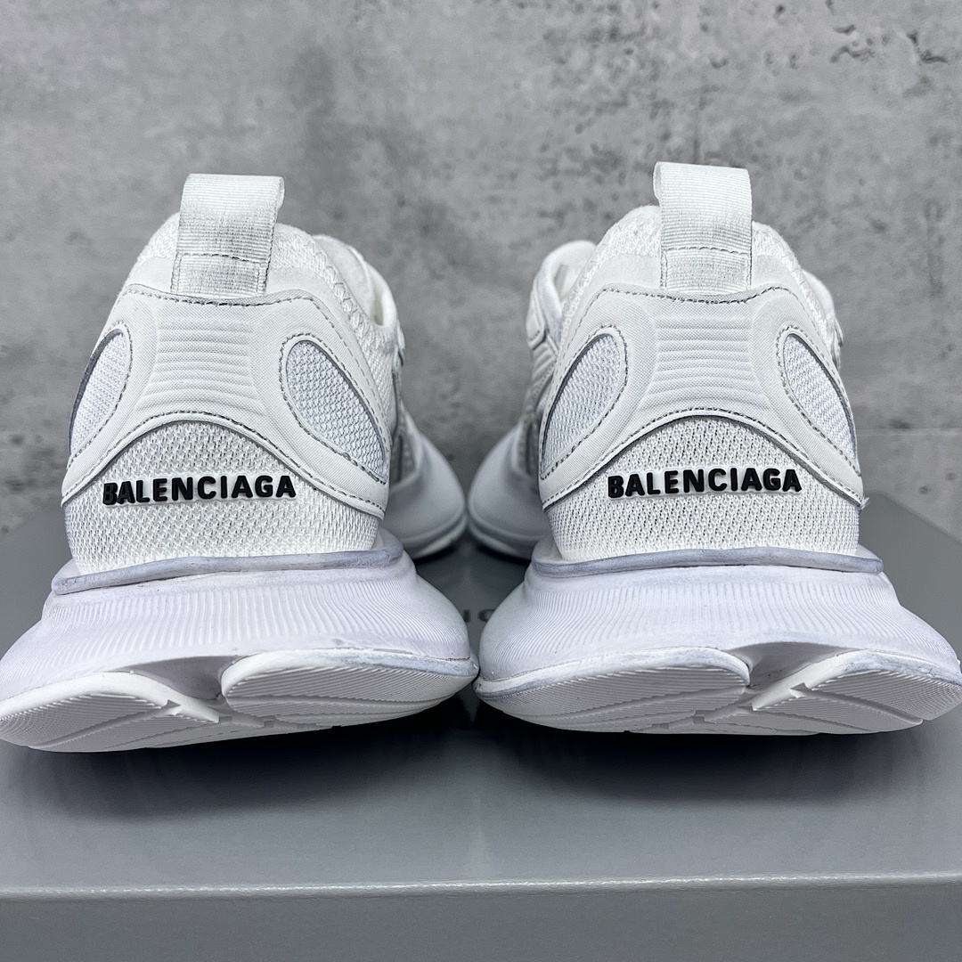 Balenciaga Circuit - Image 40