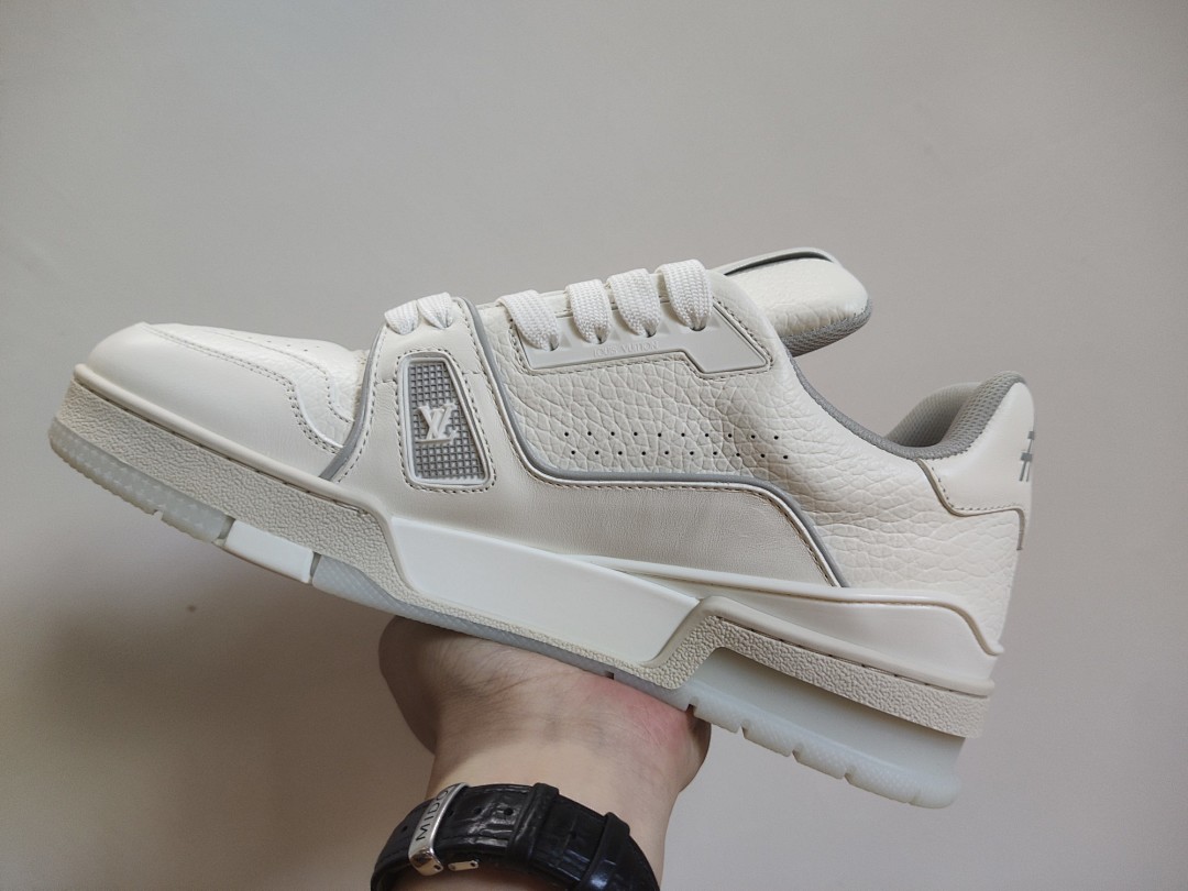 Louis Vuitton LV Trainer White Signature - Image 4