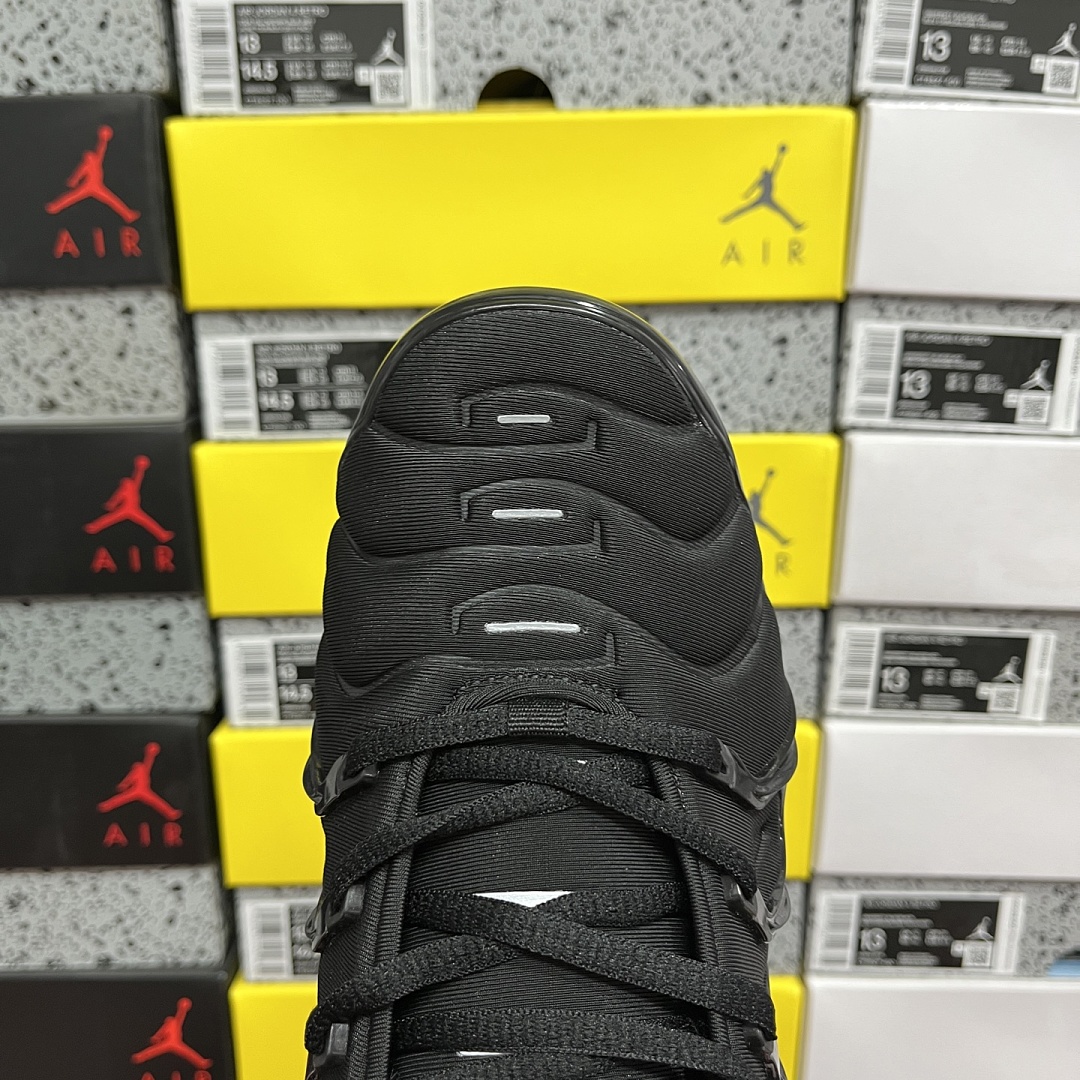 Nike Air VaporMax Plus - Image 5