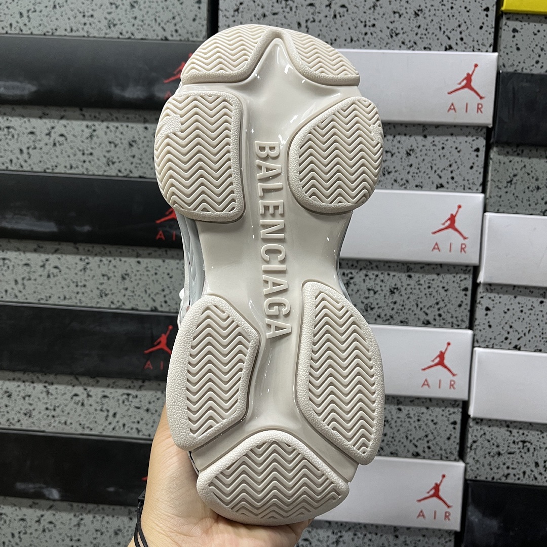 Balenciaga Triple S 2 - Image 3