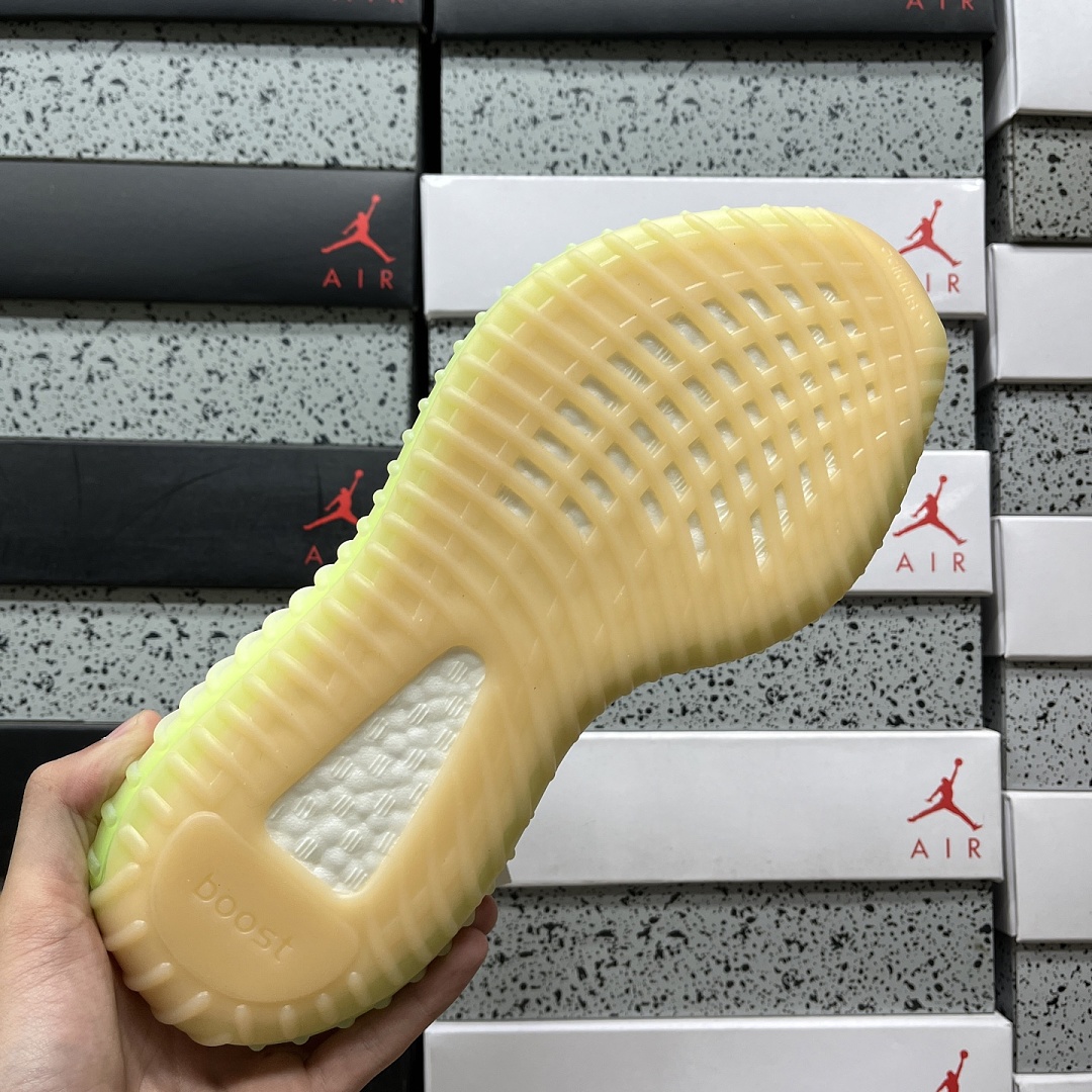 Adidas Yeezy Boost 350 V2 Hyperspace - Image 2