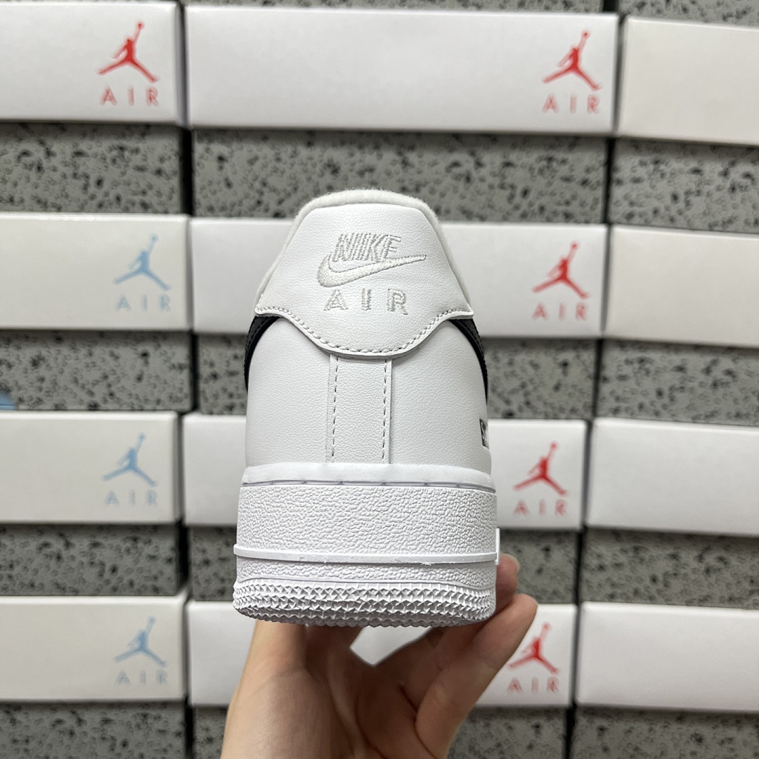 Nike Air Force 1 Low Supreme (White Black) - Image 5