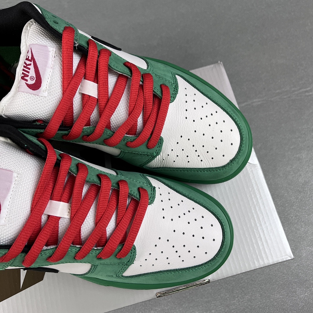 Nike SB Dunk Low Heineken - Image 5