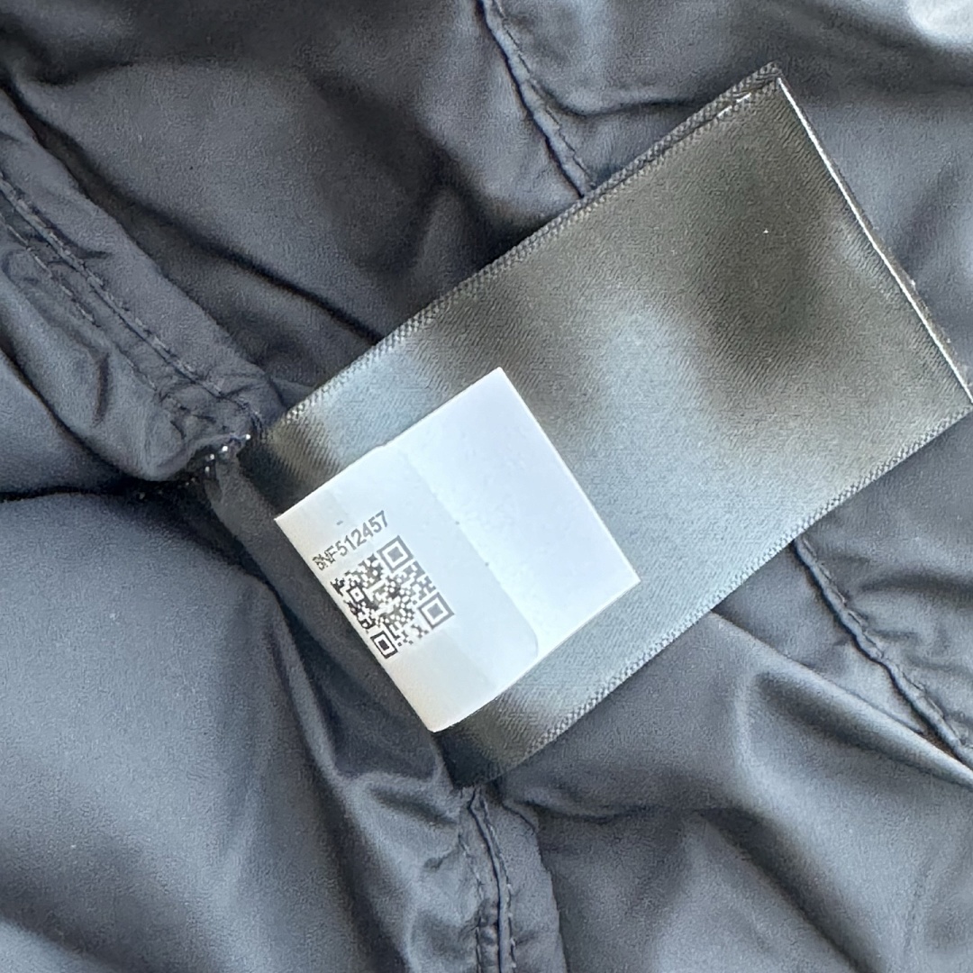 The North Face TNF 1996 Retro Nuptse 700 Fill Packable Jacket - Image 46