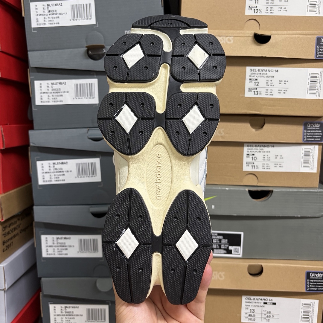New Balance 9060 - Image 8