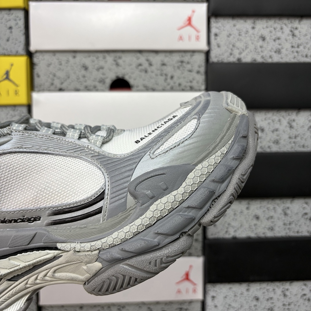 Balenciaga Triple S 2 - Image 7