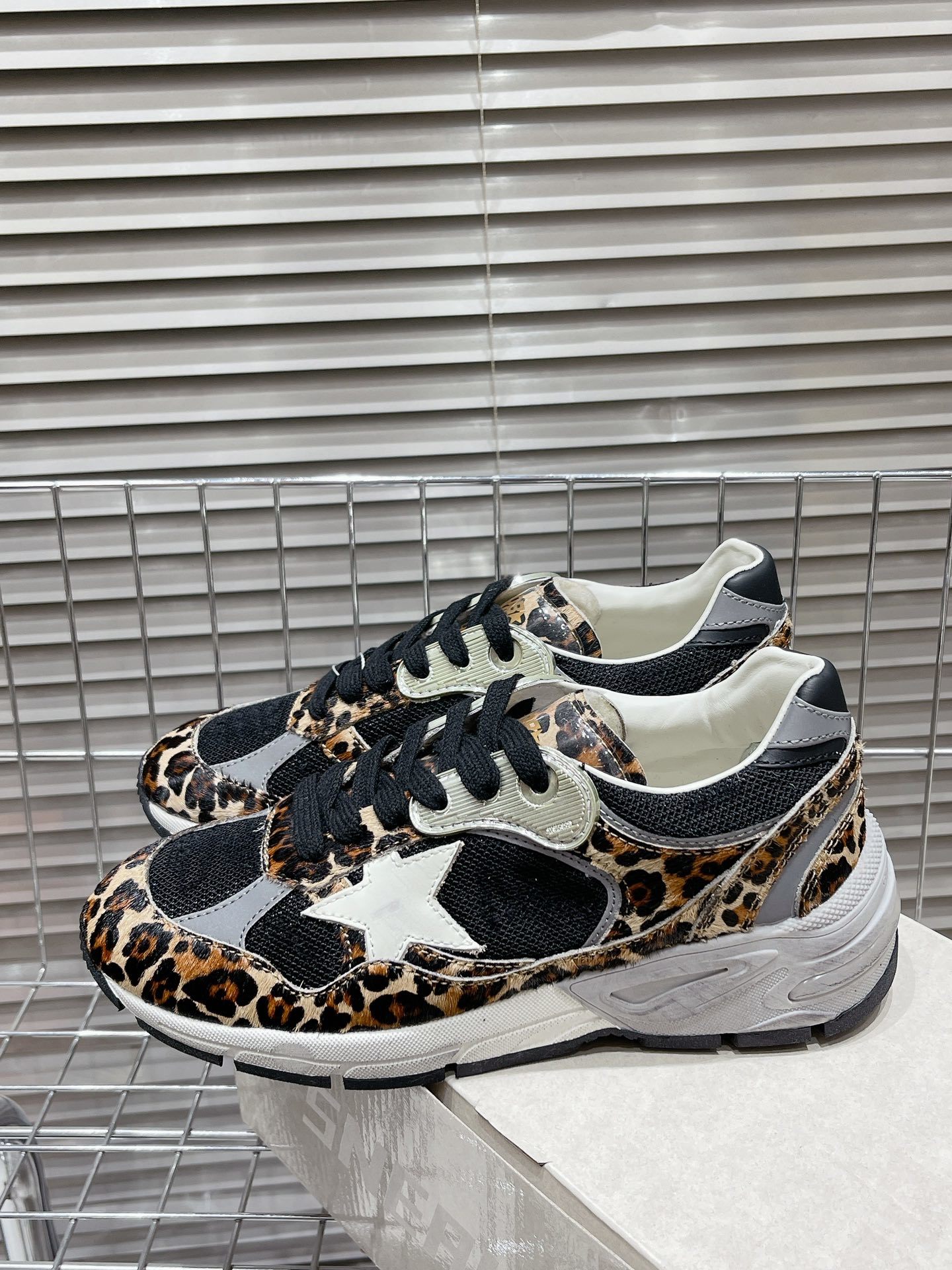 Golden Goose Deluxe Brand 6 - Image 10