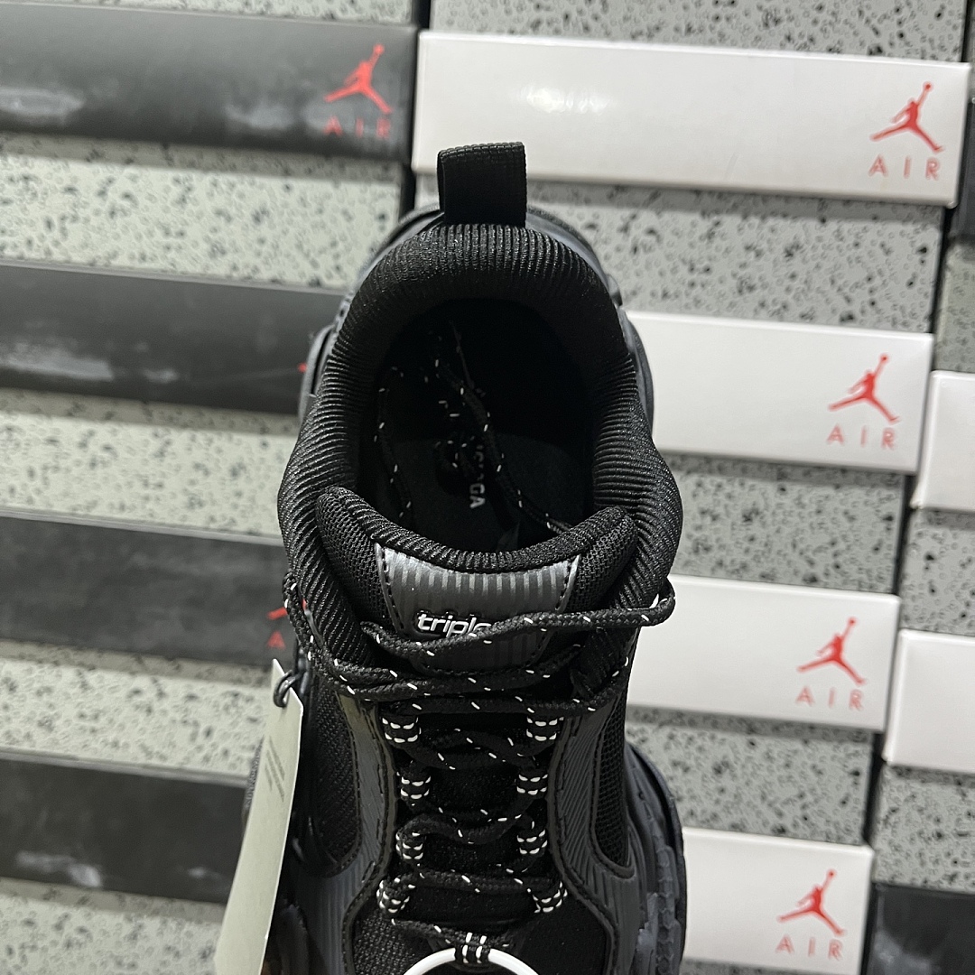 Balenciaga Triple S 2 - Image 8