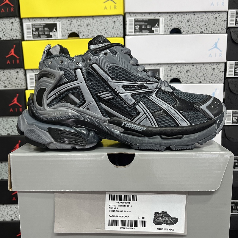 Balenciaga BLCG Runner 7 Gen