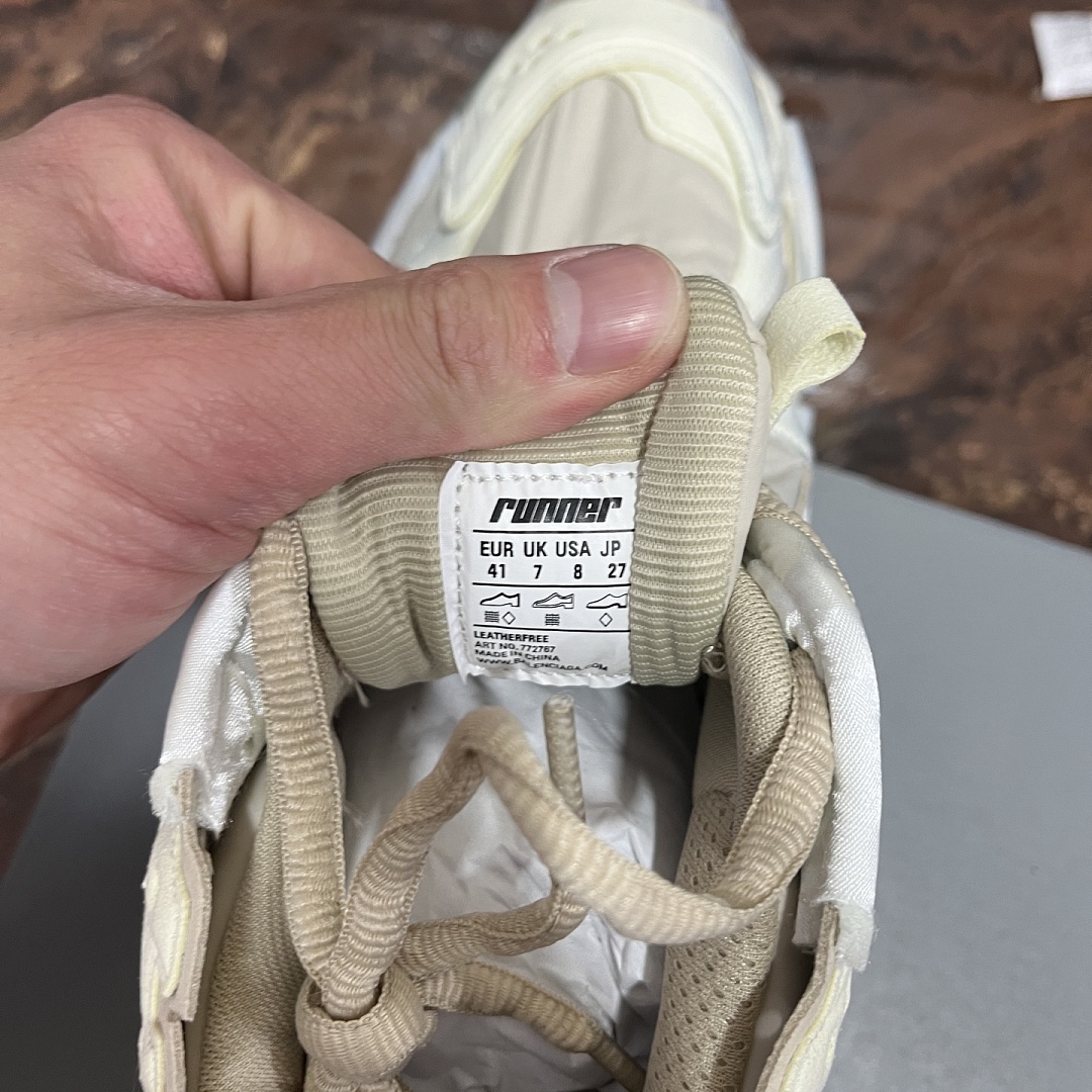 Balenciaga BLCG Runner 7.5 - Image 10