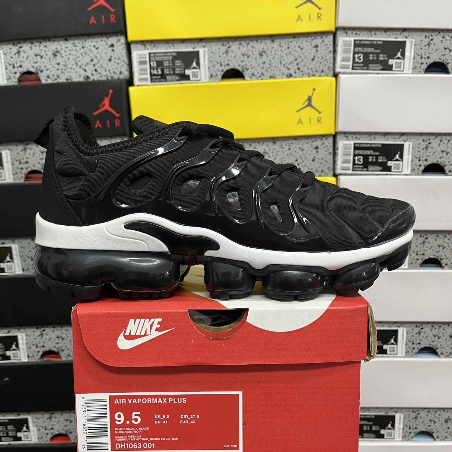 Nike Air VaporMax Plus - Image 10