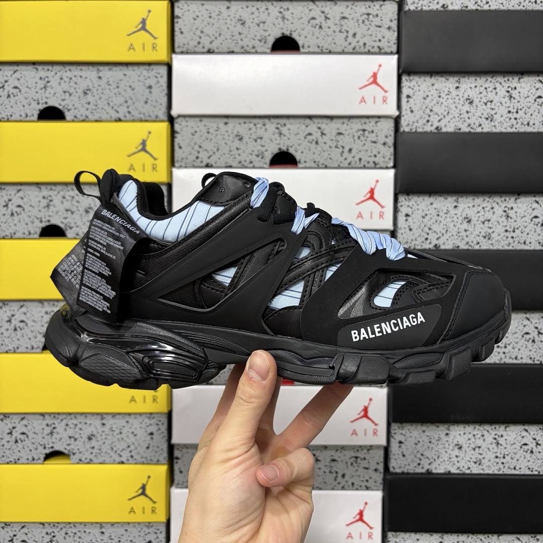 Balenciaga BLCG Track 3.0 - Image 2