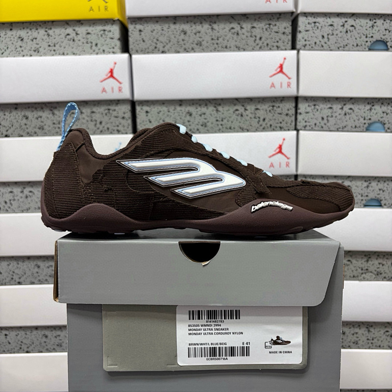 Balenciaga Monday UItra 21 Gen