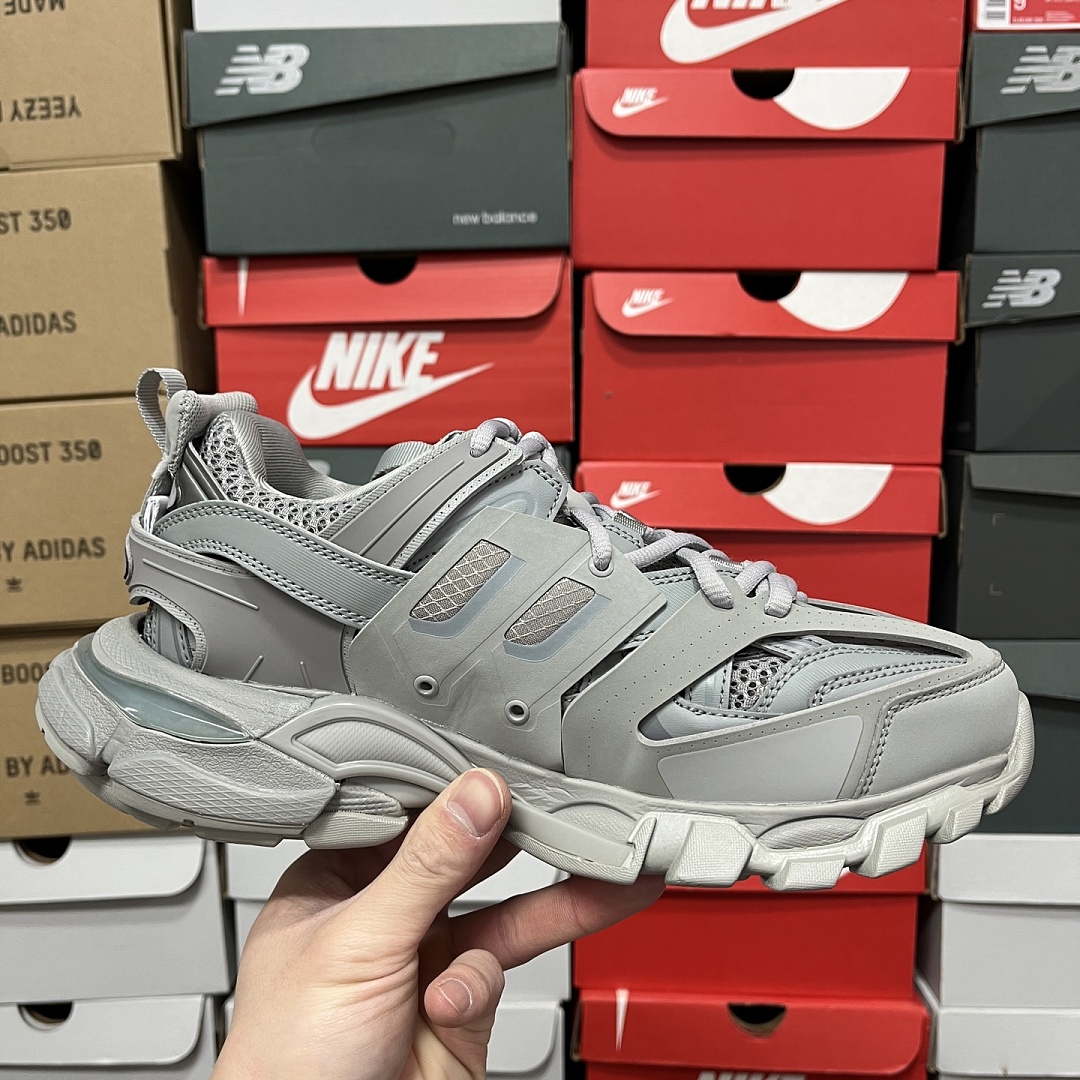 Balenciaga BLCG Track - Image 9