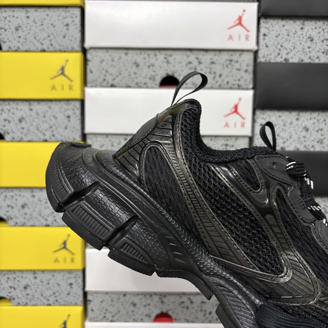 Balenciaga BLCG 3XL - Image 8