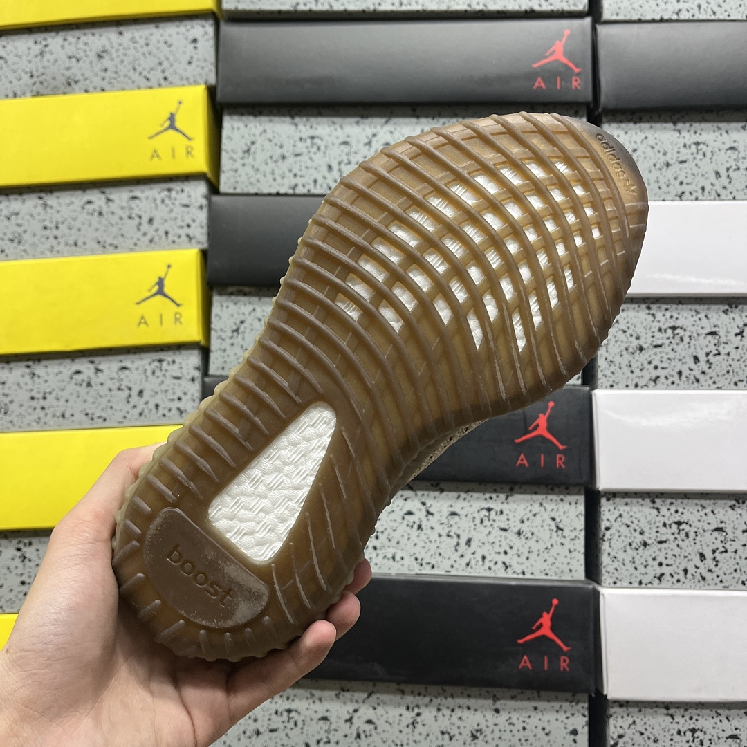 Adidas Yeezy Boost 350 V2 - Image 10