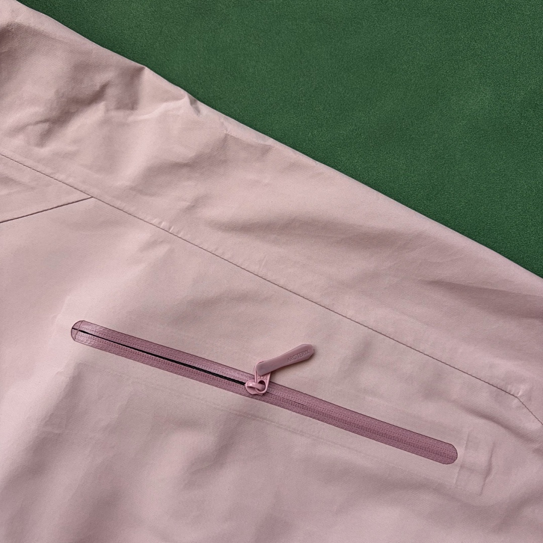 Arc'teryx Beta Jacke - Image 13