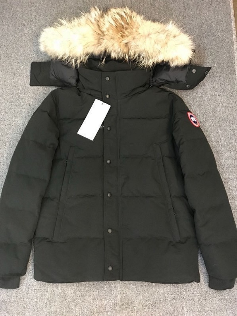 Canada Goose Wyndham Parka - Image 84