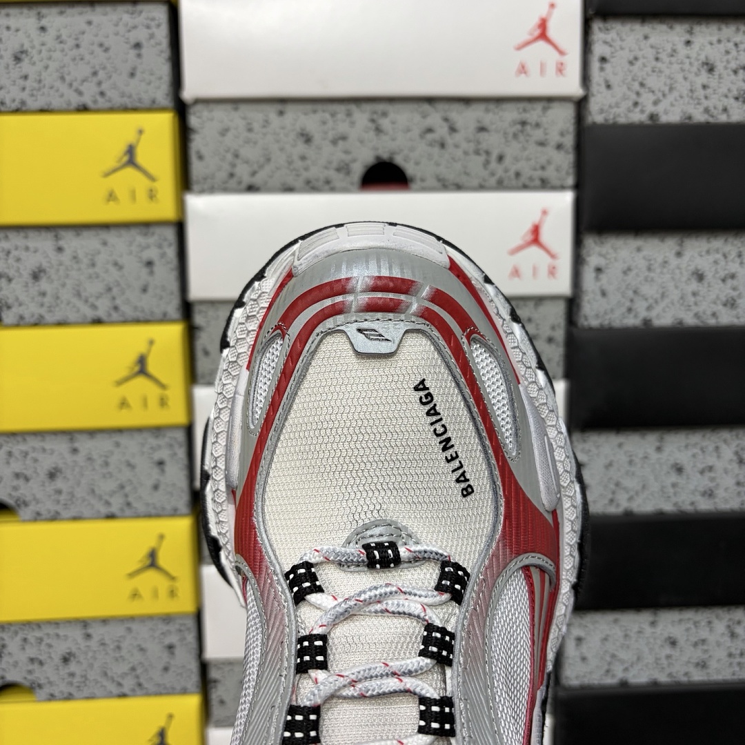 Balenciaga Triple S 2 - Image 4