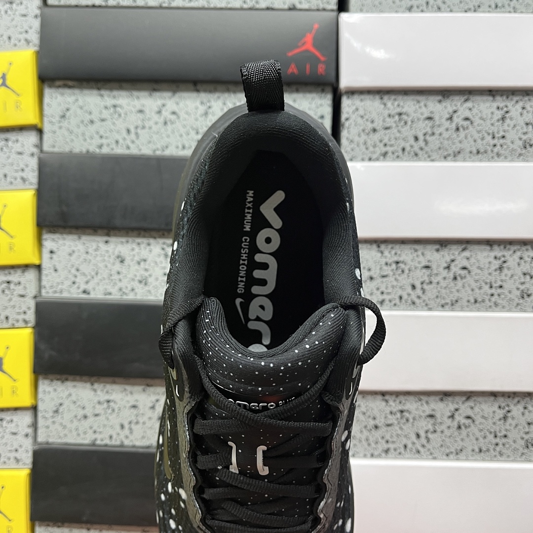 Nike Vomero Plus - Image 3