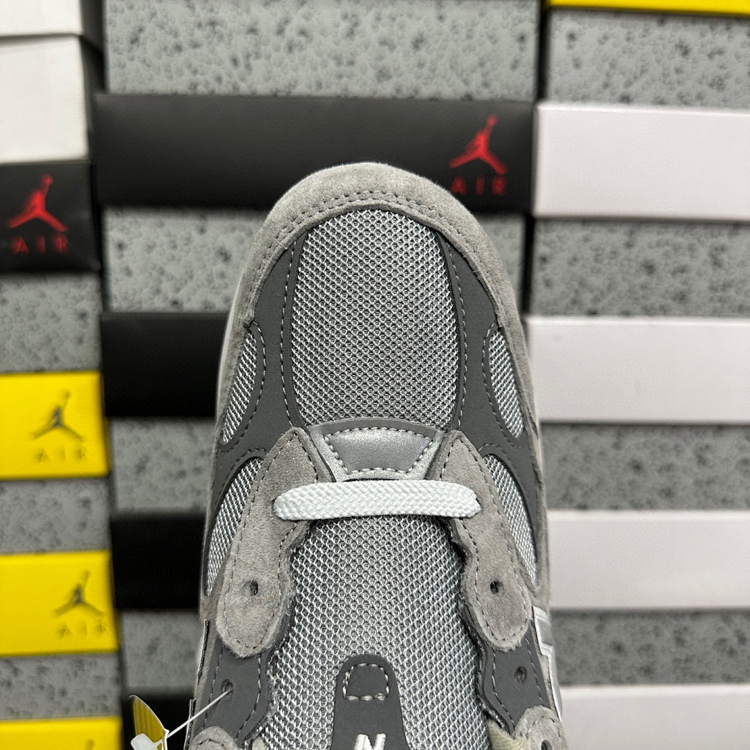 New Balance 992 (Grey) - Image 9