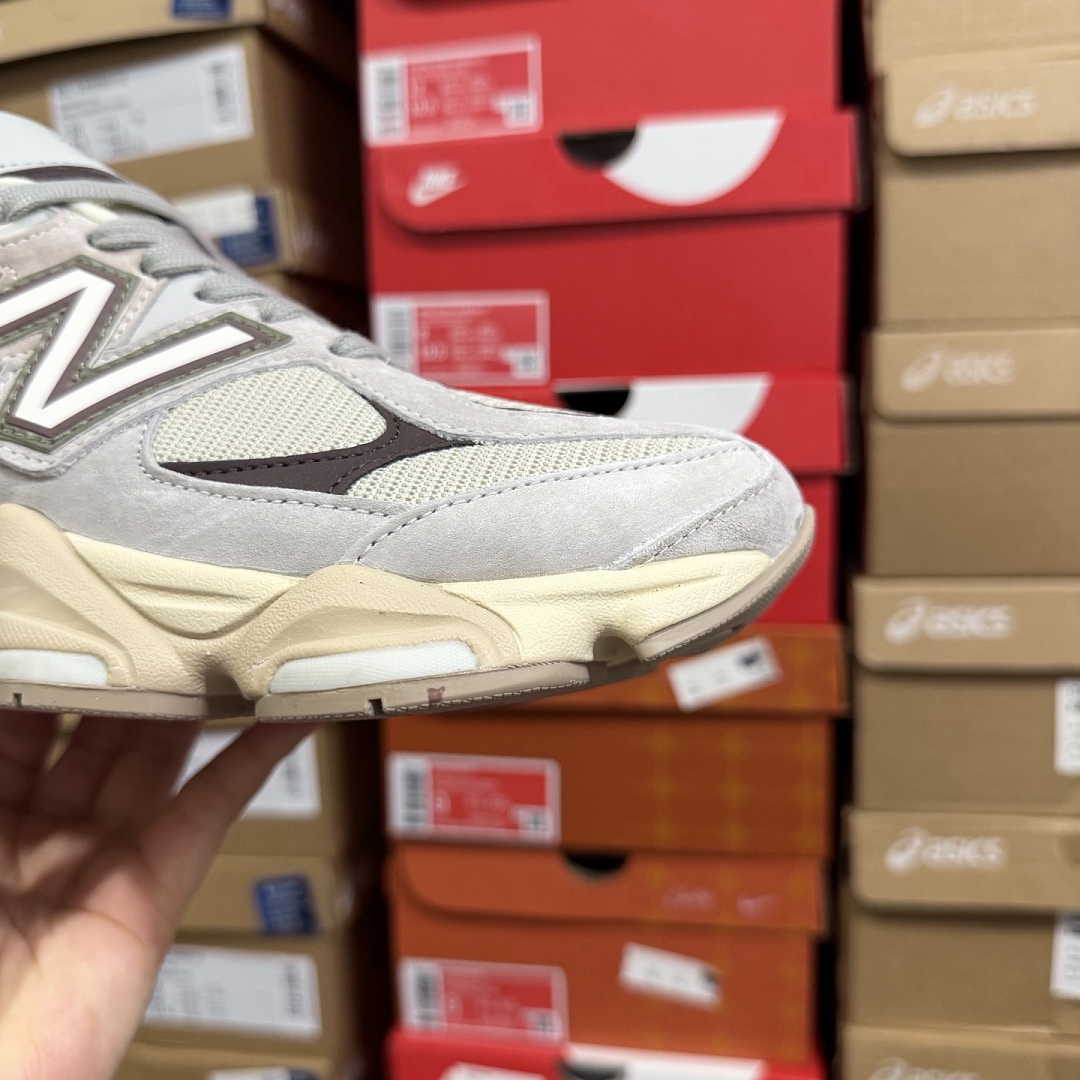 New Balance 9060 - Image 2