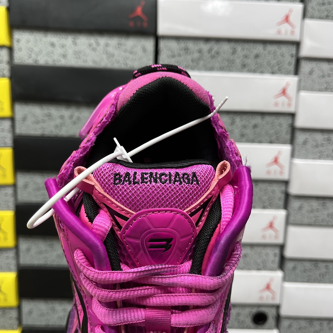 Balenciaga BLCG Runner - Image 68