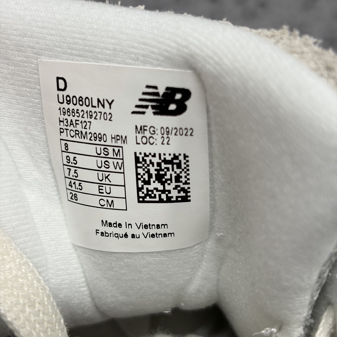 New Balance 9060 - Image 4