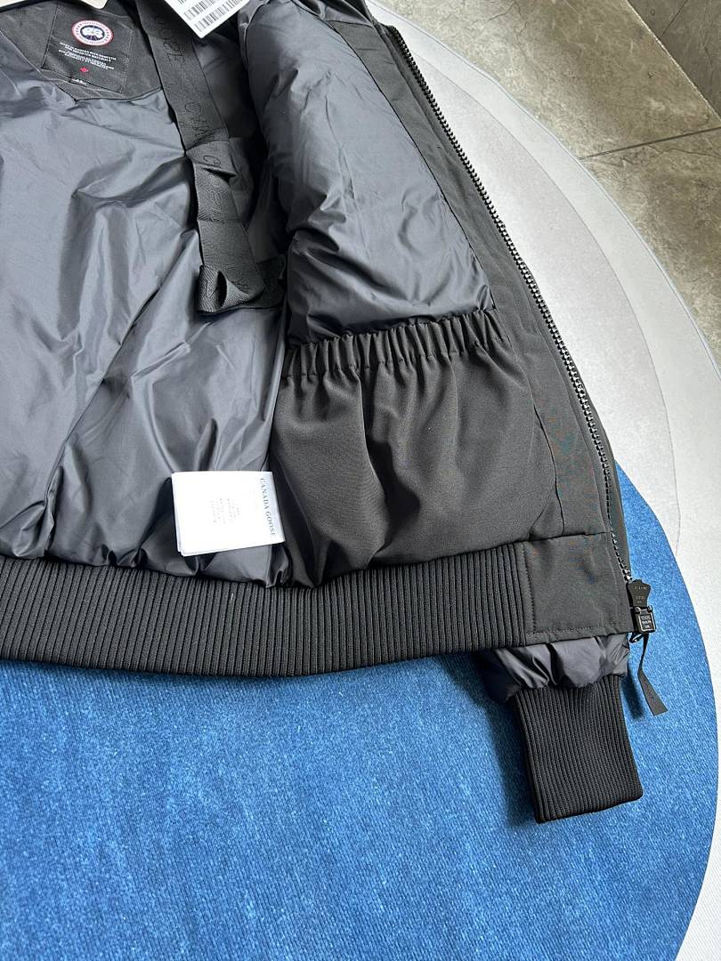 Canada Goose Chilliwack Bomber Jacket - Image 54