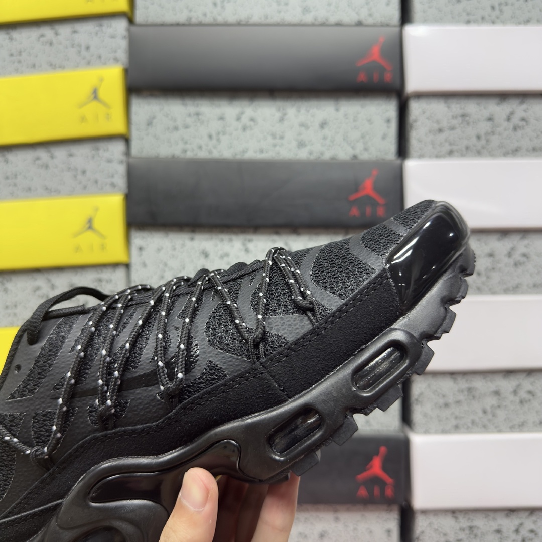 Nike Air Max Plus FD0670-001 Triple Black (Strap) - Image 3