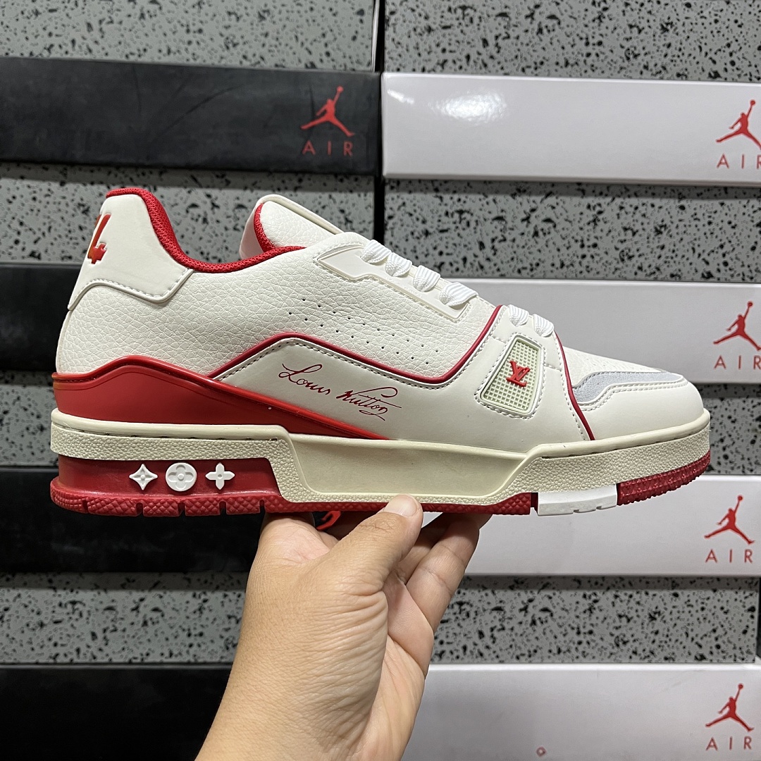 Louis Vuitton Trainer V2-11 - Image 4