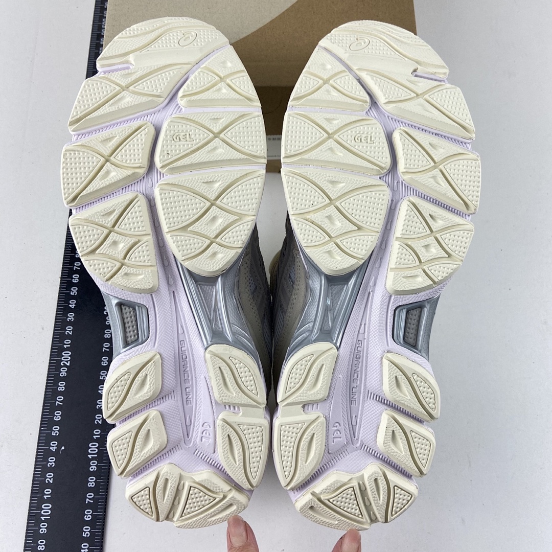 ASICS Gel-NYC White Oyster Grey NYC - Image 7