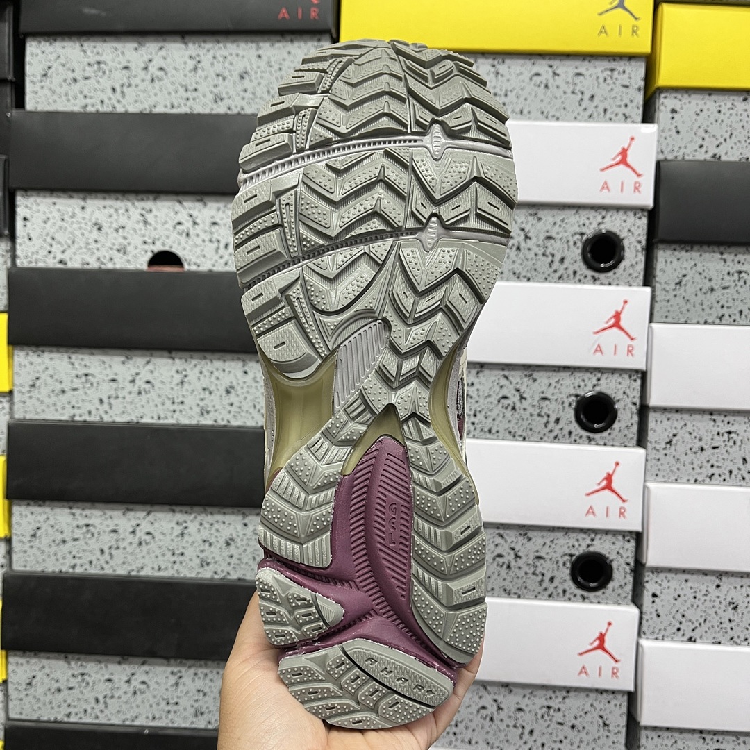 ASICS Gel-Kahana 8 1011B109-025 (Grey Cream) - Image 5