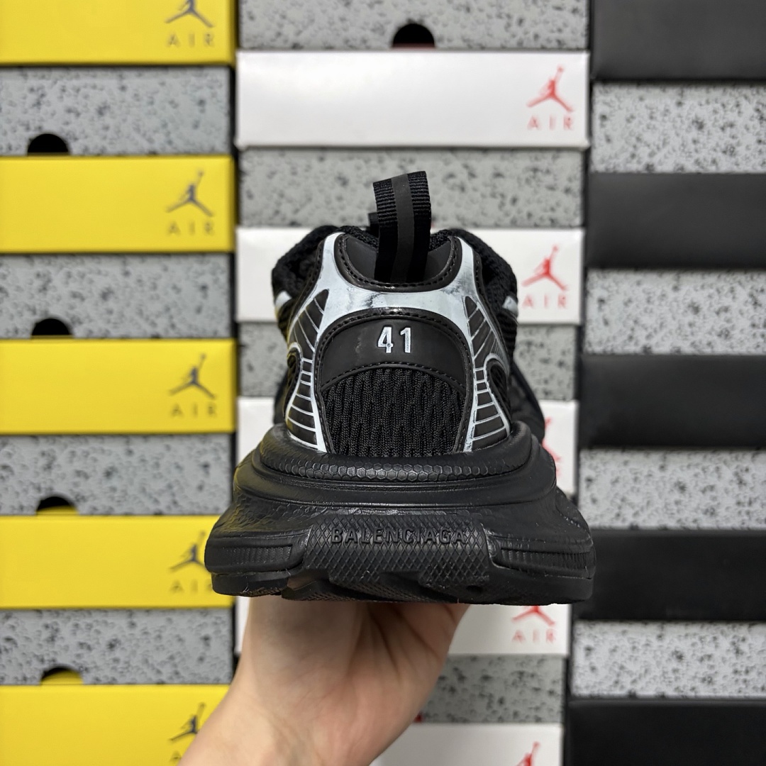 Balenciaga BLCG 3XL - Image 9