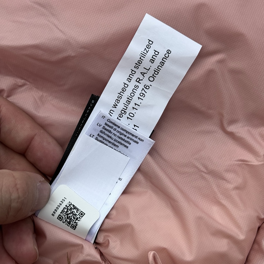 The North Face TNF Women's Nuptse Short Jacket - Image 44