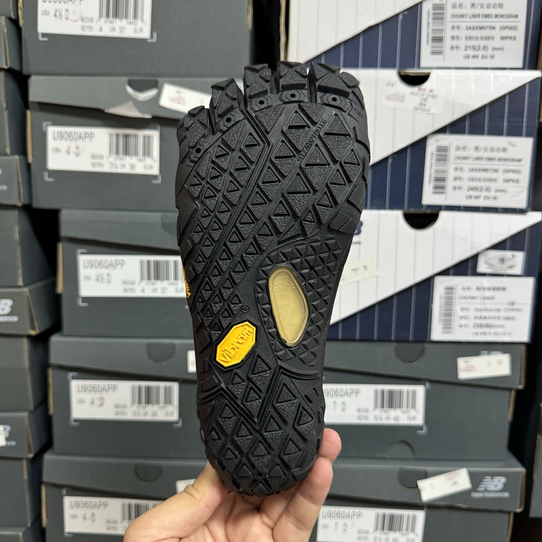 Suicoke Finger Chukka Boot - Image 6