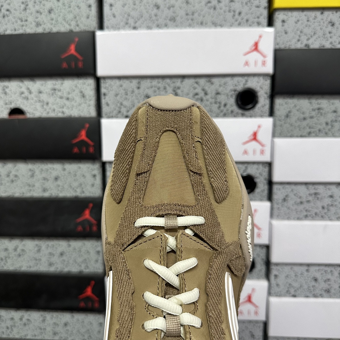 Balenciaga Monday UItra 21 Gen - Image 9