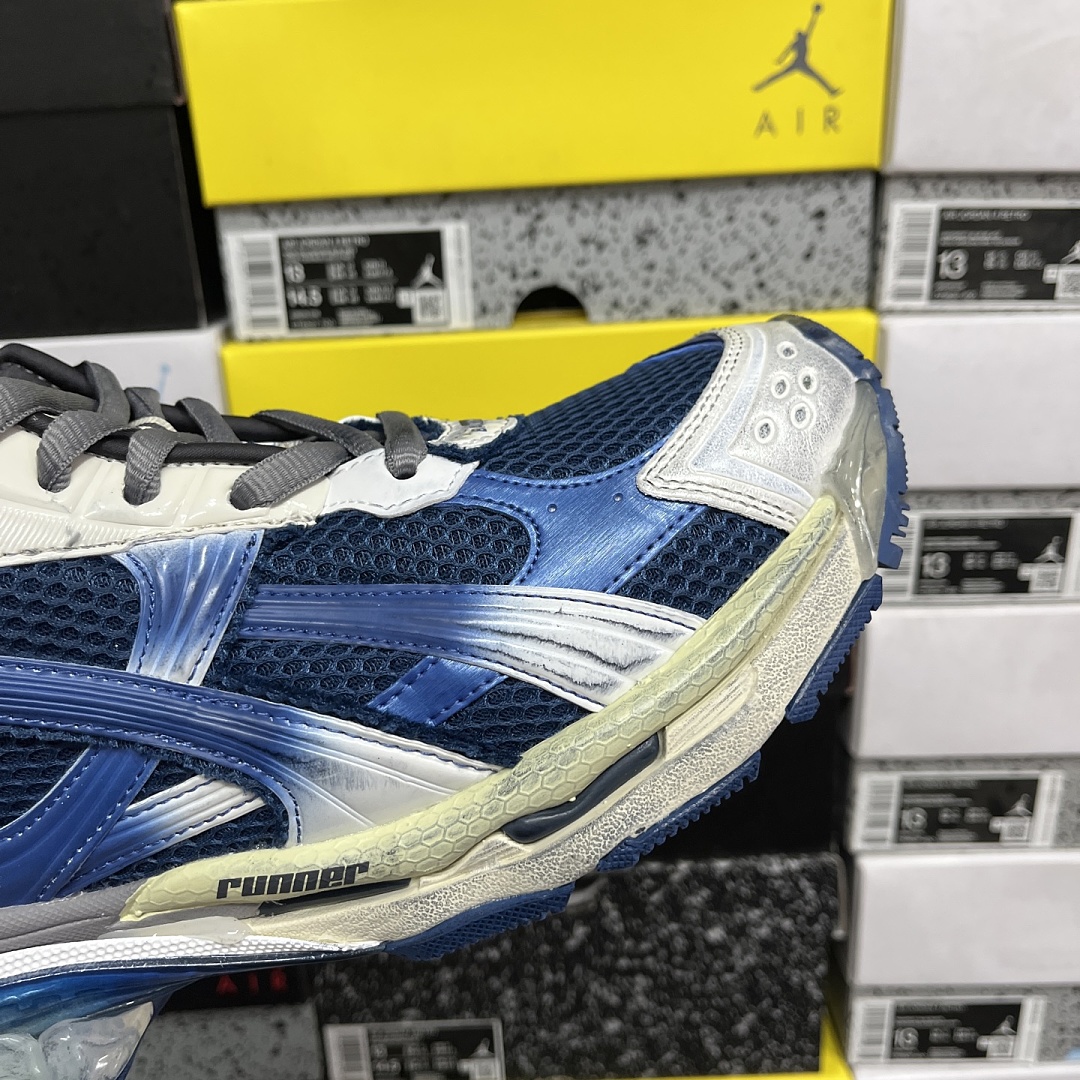 Balenciaga BLCG Runner 7.5 - Image 5