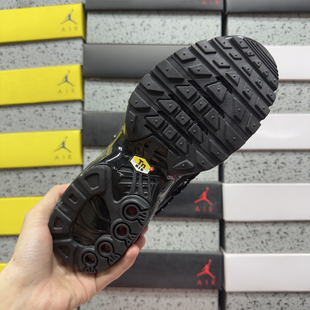 Nike Air Max Plus FD0670-001 Triple Black (Strap) - Image 7