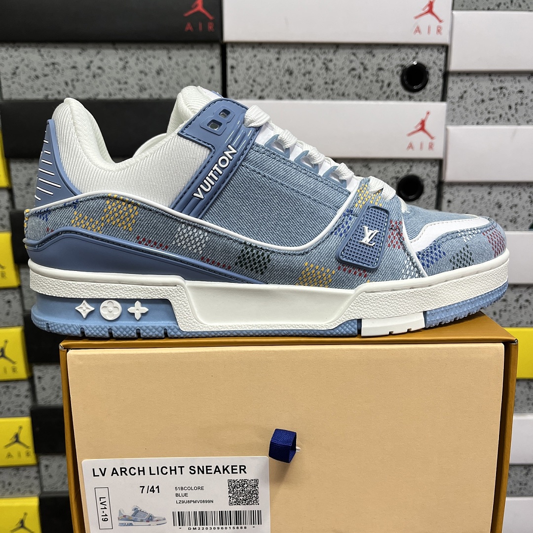 Louis Vuitton Trainer 1-19